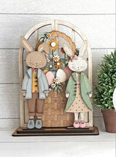 03/11/2026 6 pm Interchangeable Window